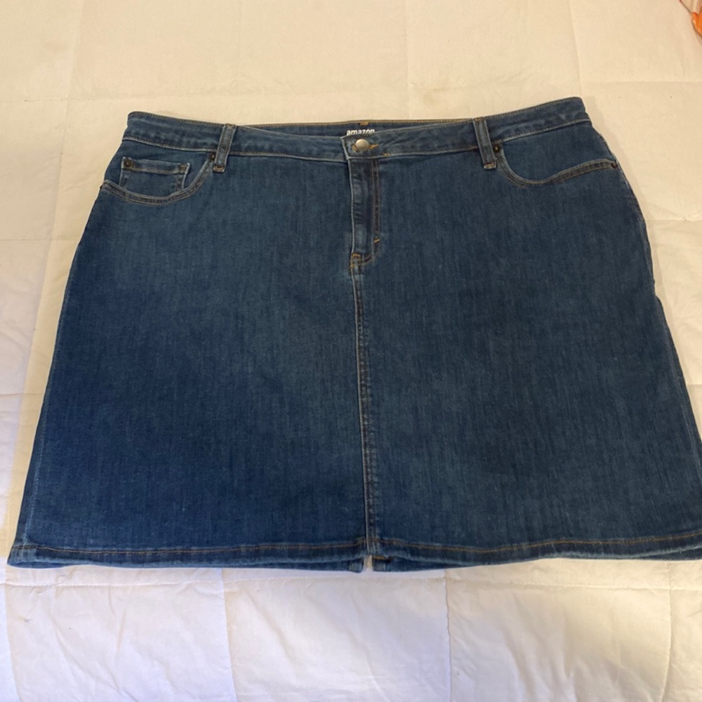 Amazon Essentials, size 20, NWOT, never worn or washed